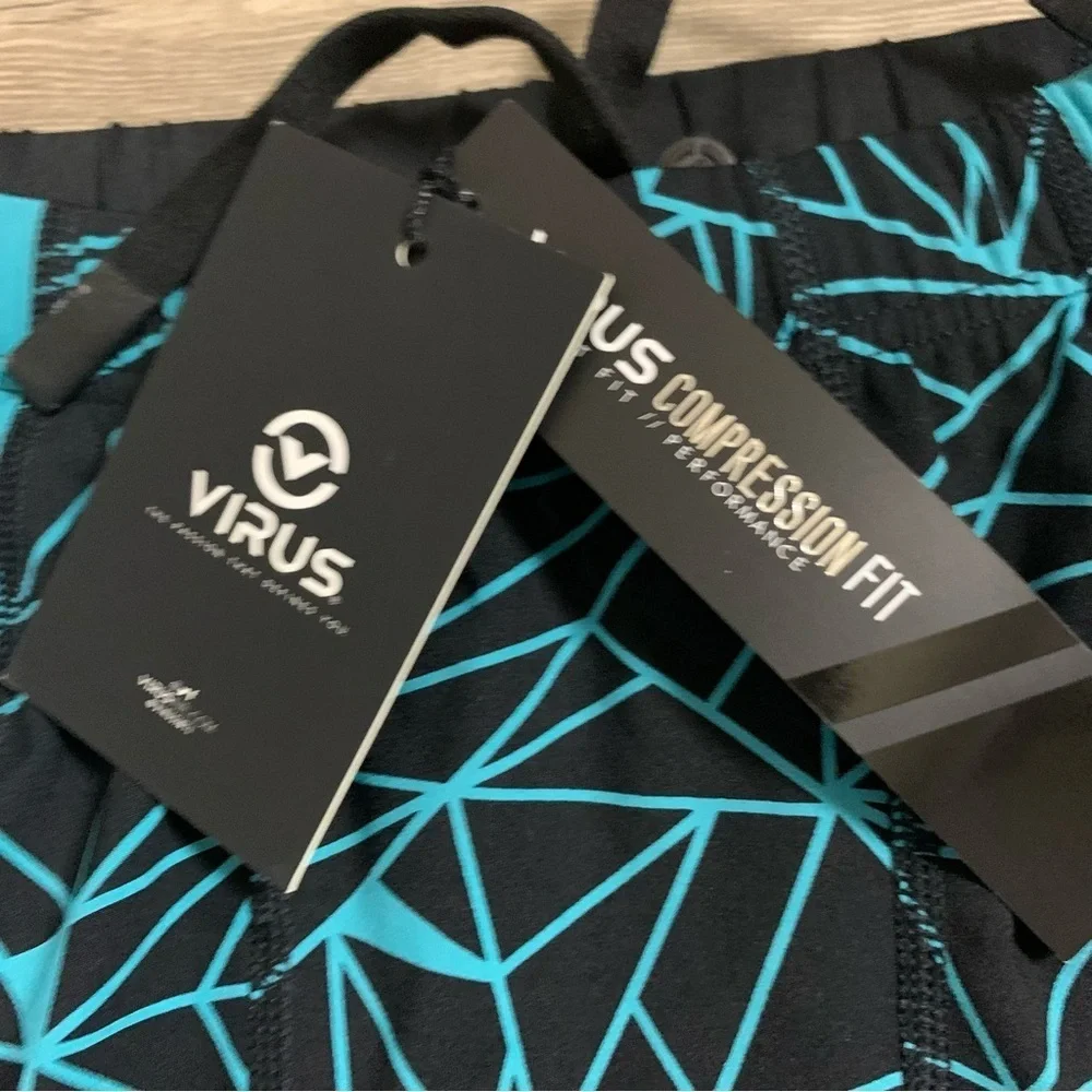 Virus compression Men's Teal and Black Geometric Shorts